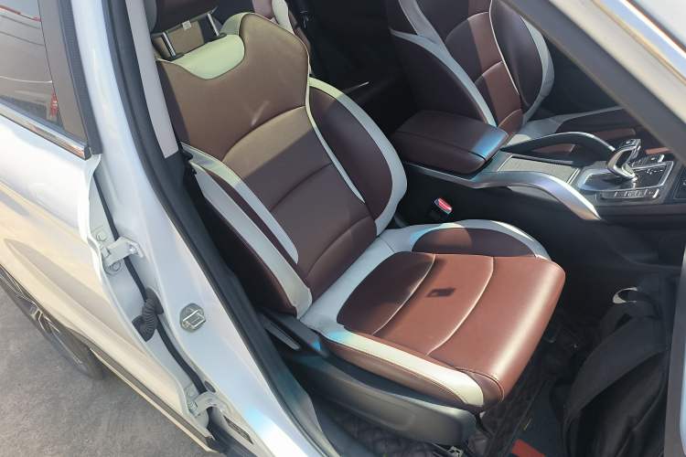 Used Geely Auto Emgrand X7 Sport 2022 1.8TD DCT Zhiya Trim Right Front Seat