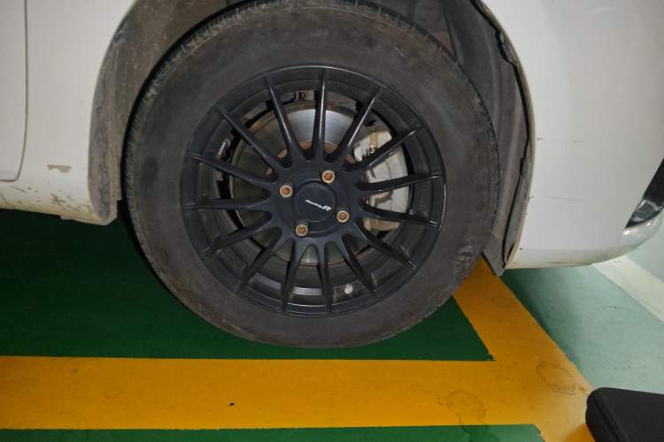 Used Toyota YARiS L Zhi Xuan 2016 Revised 1.5E CVT Charming Edition