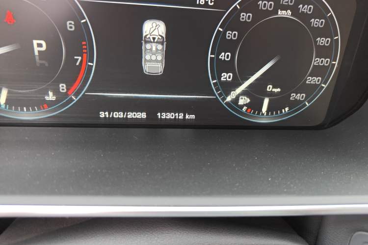 Used Land Rover Range Sport 2014 3.0 SC V6 HSE DYNAMIC Odometer Close Up