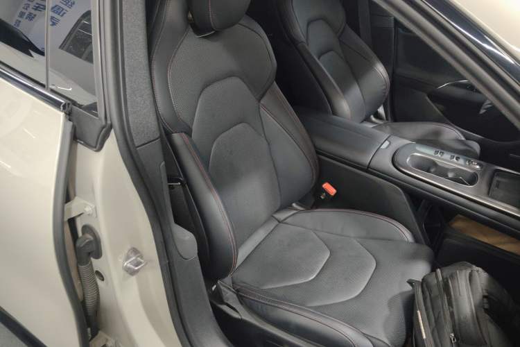 Used Xiaomi Auto SU7 2024 Rear-Drive Ultra-Long Range Advanced Pro-Level Intelligent Driving Version