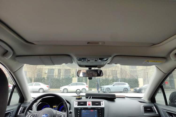 Used Subaru Outback 2015 2.5i Sport Navigation Edition Headliner