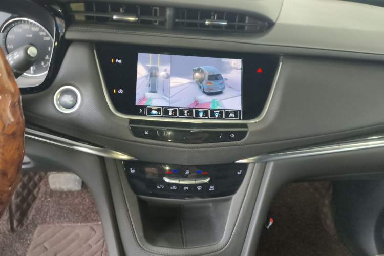 Used Cadillac XT5 2022 2.0T Two-Wheel Drive Luxury Version