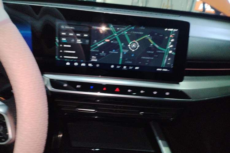 Used MG ONE 2022 α-Smart Sports Series 1.5T Advanced Edition Audio And AC Panel