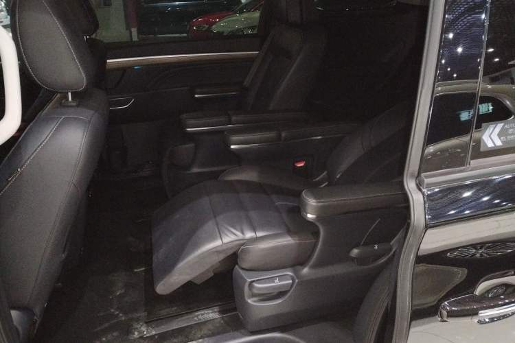 Used GAC Trumpchi M8 2023 Lingxiu Series 390T Prestige Edition Left Rear Seat