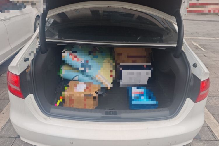 Used Audi A4L 2013 35 TFSI Automatic Comfort Model Trunk