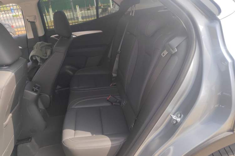 Used Buick Envision 2025 25T Entry-Grade Platinum Edition
