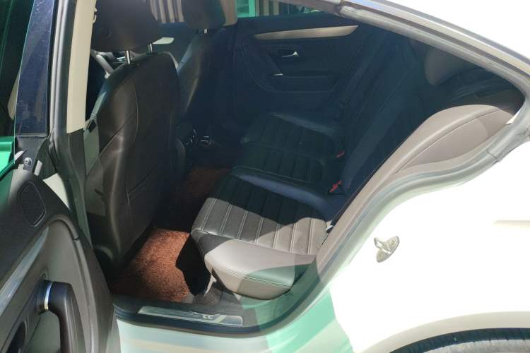 Used Volkswagen FAW-Volkswagen CC 2016 1.8TSI Luxury Model
