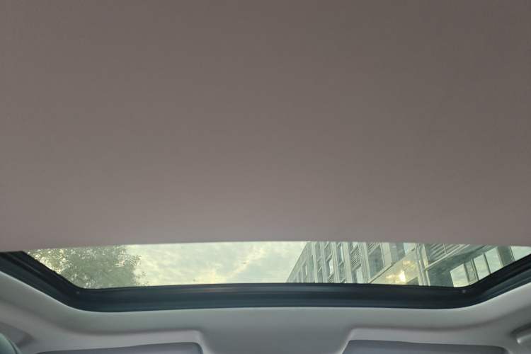 Used ORA Good Cat GT 2022 Mulan Edition 401 km Standard Range
