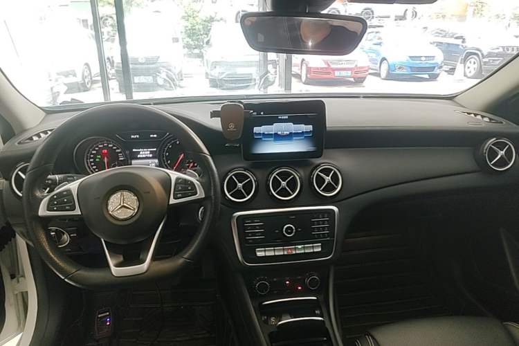 Used Mercedes-Benz GLA 2019 GLA 200 Fashion Model

