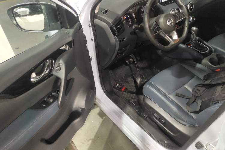 Used Nissan Qashqai 2025 Honor 2.0L CVT XV+ Leading Edition
