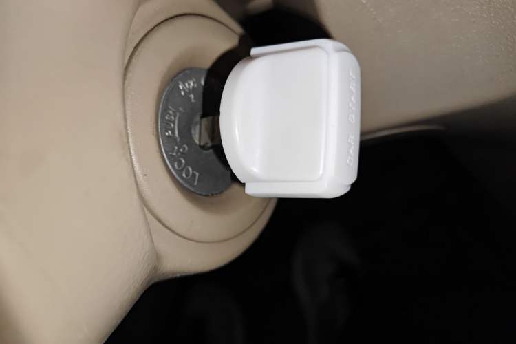 Used Dongfeng Junfeng E11K 2019 Standard Model
