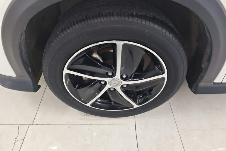 Used Honda Vezel 2020 1.5L CVT Pioneer Edition