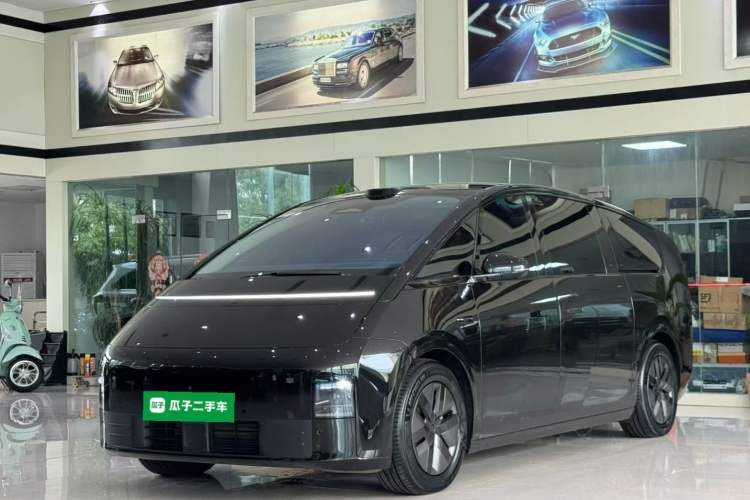 Used Li Auto MEGA 2025 Home Family Special Edition