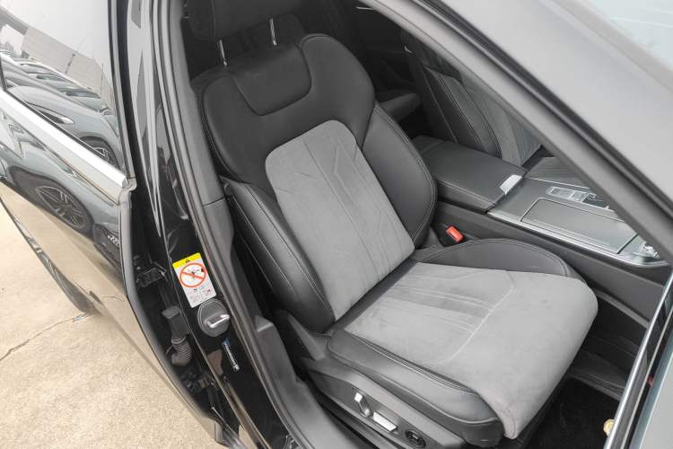 Used Audi A6L 2024 45 TFSI Prestige Dynamic Edition
