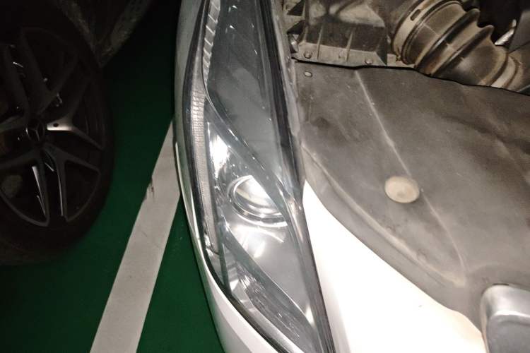 Used Cadillac XTS 2015 28T Comfort Model
