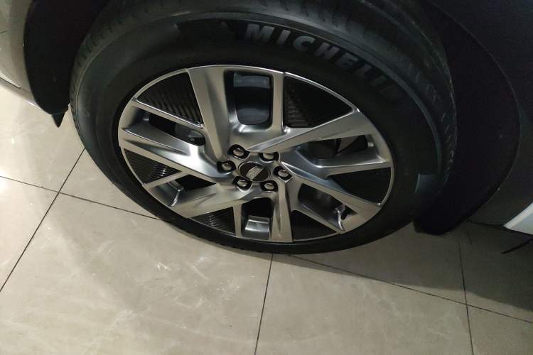 Used Cadillac OPTIQ 2024 Standard Range Version