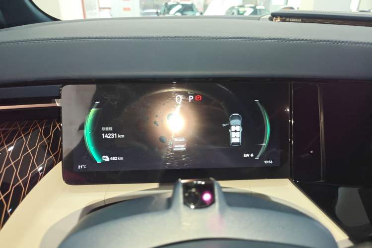 Used Zeekr 009 2022 Revised WE Version Instrument Cluster