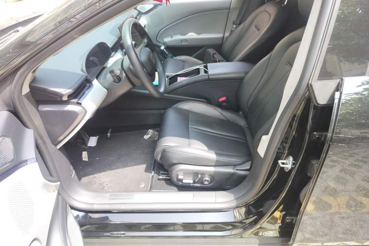 Used Zeekr 007 2024 Four-Wheel Drive Version 75 kWh Left Front Seat