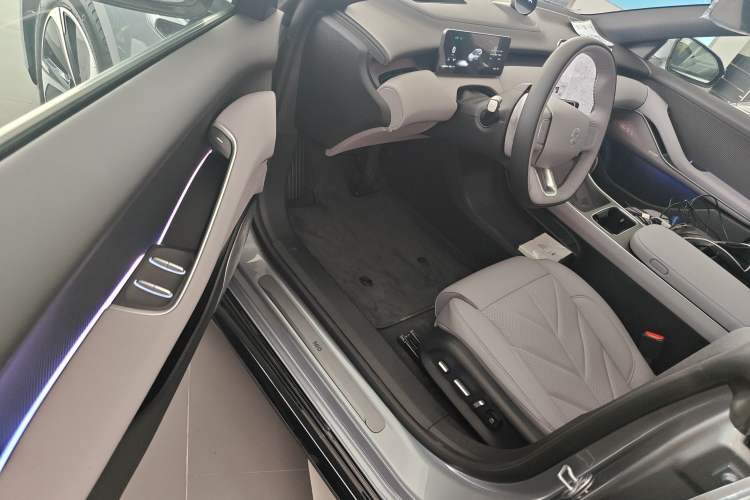 Used Nio ET5T 2025 100kWh Touring Driver Seat