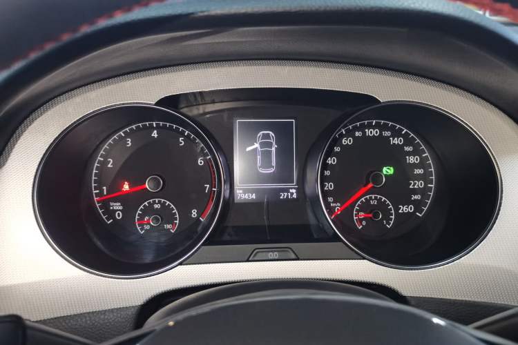 Used Volkswagen Golf Sportsvan 2019 1.6L Automatic Pure Model China V Standard Instrument Cluster