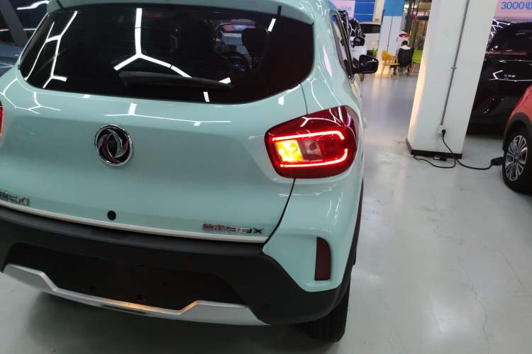 Used Dongfeng NAMMI BOX 2022 Chasing Wind Edition 351 km Advanced Model