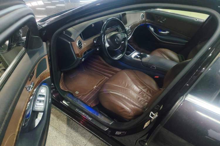 Used Mercedes-Benz S-Class 2014 S 400 L Prestige Edition Driver Seat