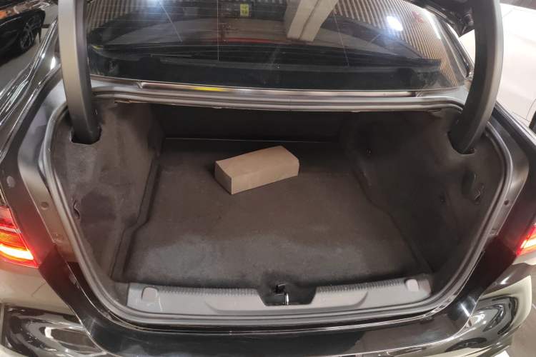 Used Jaguar XEL 2022 2.0T 250 PS R-DYNAMIC S Advanced Sport Edition
