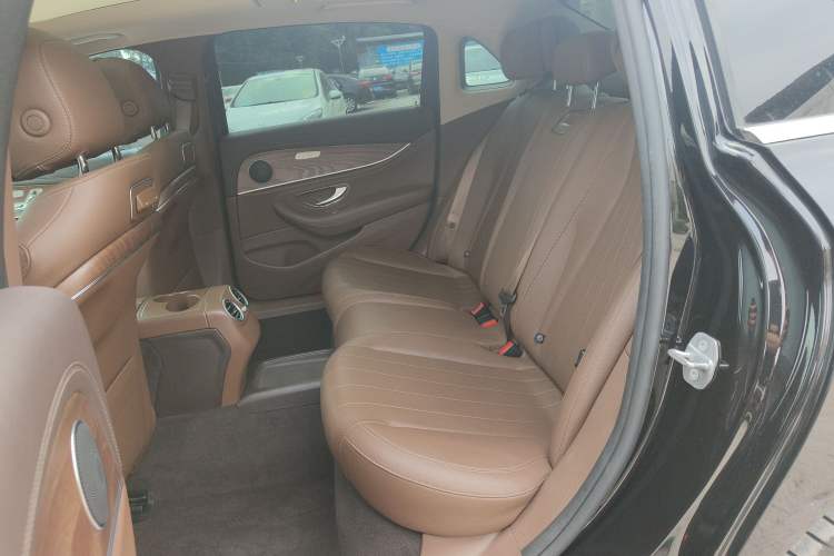 Used Mercedes-Benz E-Class 2019 Facelifted E 300 L Stylish Version Left Rear Seat