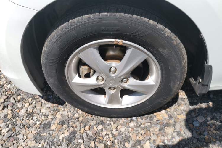 Used Hyundai Verna Ray 2014 1.4L Automatic GLX
