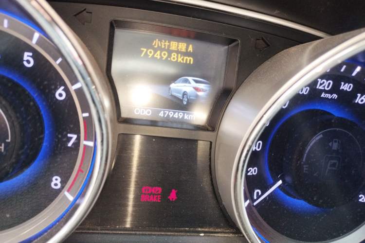 Used Hyundai Sonata 2014 2.0L Automatic Luxury Edition
