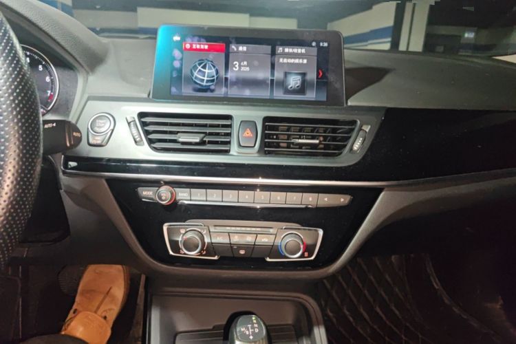 Used BMW 1 Series 2019 118i Fashion Model Audio And AC Panel