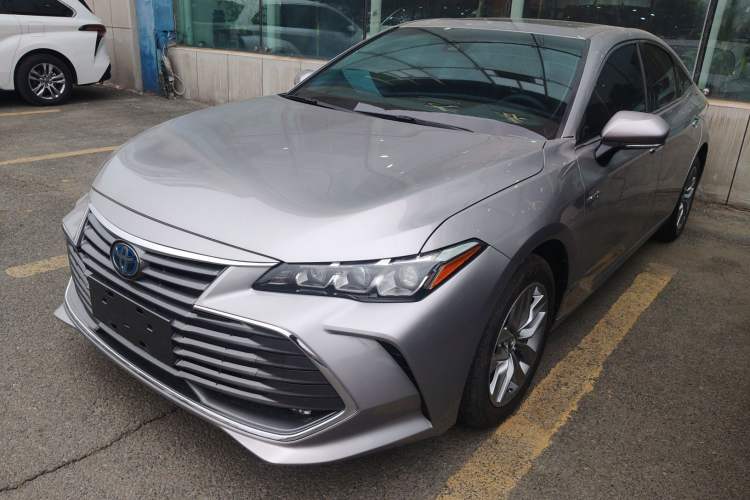 Used Toyota Avalon 2022 Dual-Engine 2.5L Luxury Edition