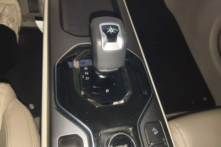 Used Geely Auto icon 2023 1.5TD Chocolate Smoothie Edition Gear Lever