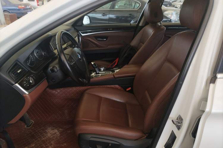 Used BMW 5 Series 2014 525Li Leading Model Left Front Seat