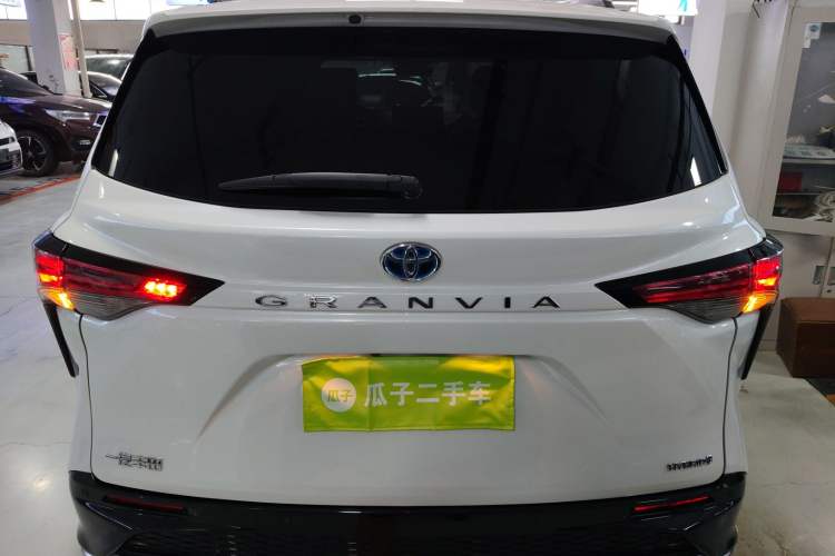 Used Toyota Granvia 2023 2.5L Hybrid Prestige PLUS Edition Rear