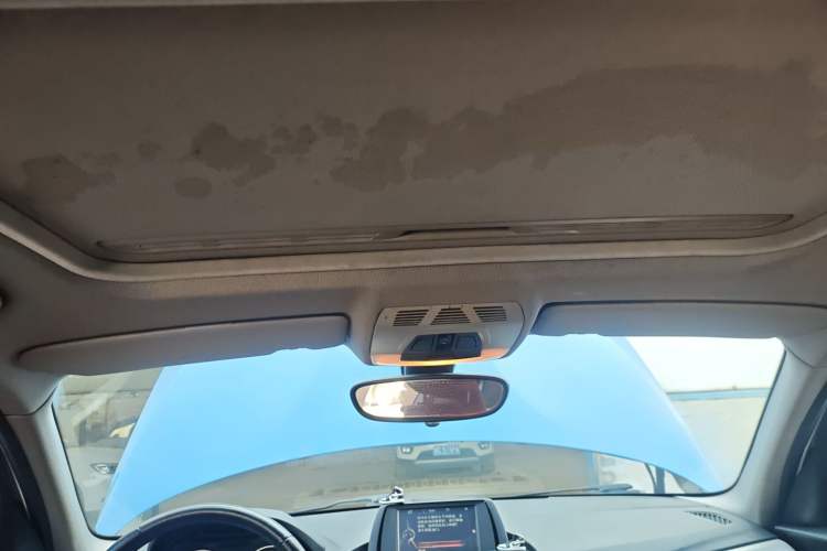 Used BMW 1 Series 2013 Facelifted 118i Leading Edition Headliner