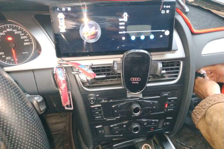 Used Audi A4L 2012 2.0 TFSI automatic standard version