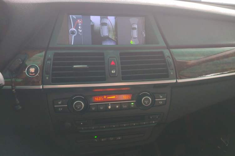 Used BMW X5 2011 xDrive35i Leading Model Audio And AC Panel