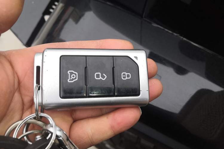 Used 212 T01 2025 2.0T Changfeng
