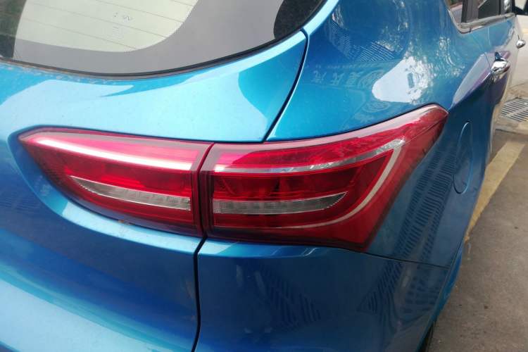 Used JETOUR X70 2020 1.5T DCT Smart Drive Version 5 Seats
