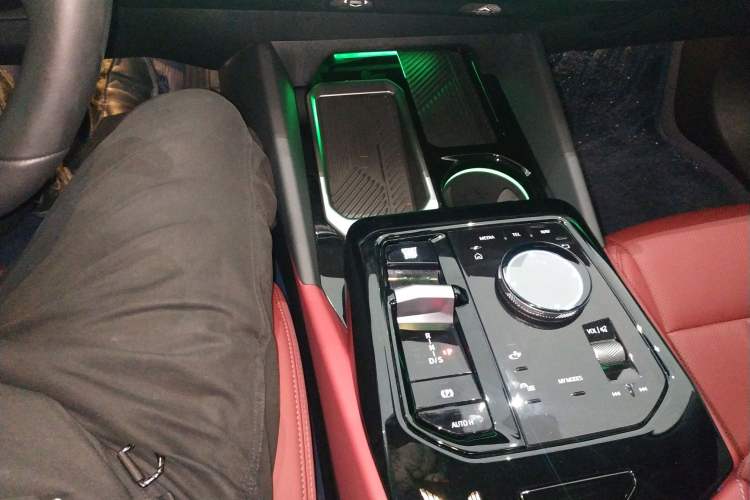 Used BMW 5 Series 2024 530Li Leading Model M Sport Package Gear Lever