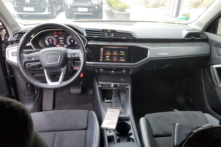 Used Audi Q3 2021 35 TFSI Progressive Dynamic Edition