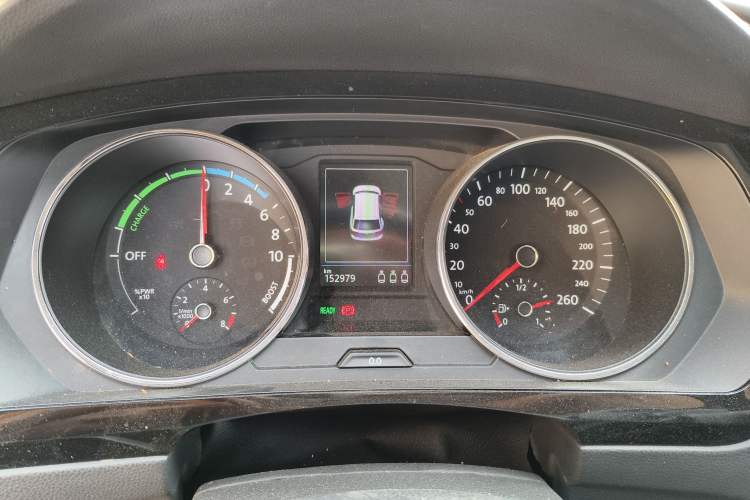 Used Volkswagen Tiguan L New Energy 2019 430 PHEV Hybrid Flagship Model Odometer Close Up