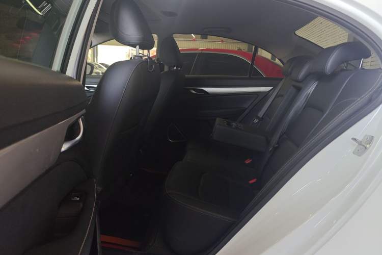 Used Geely Auto Emgrand 2020 1.5L Manual Upward Edition
