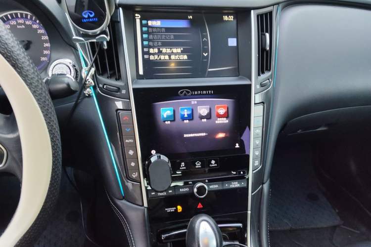 Used Infiniti Q50 2014 2.0T Comfort Edition