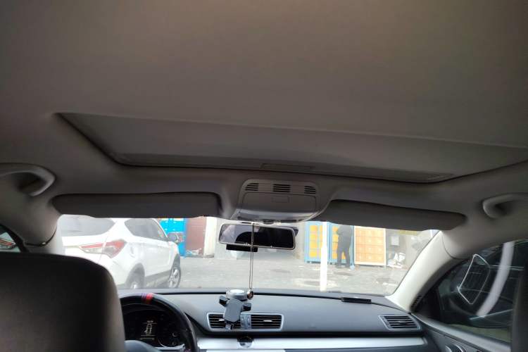 Used Volkswagen Magotan 2013 1.8TSI Comfort Model