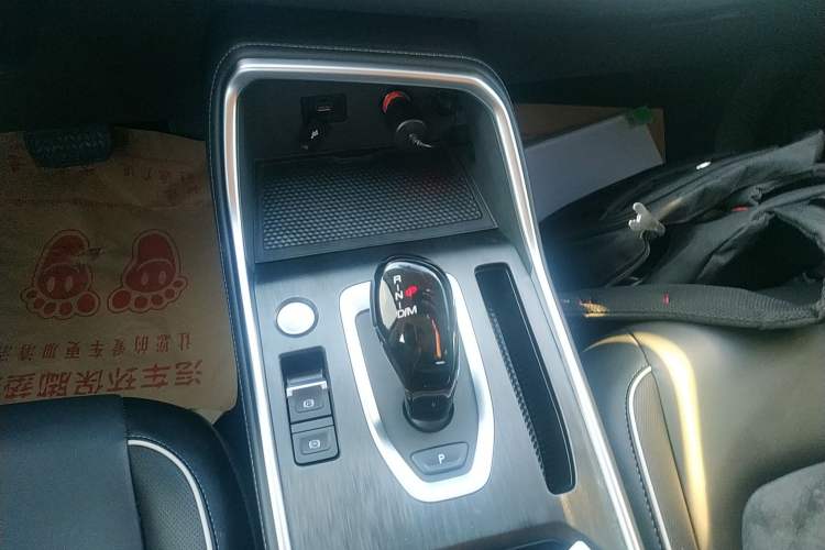 Used Haval H6 2021 National Trend Edition 1.5T Automatic Urban Version Gear Lever