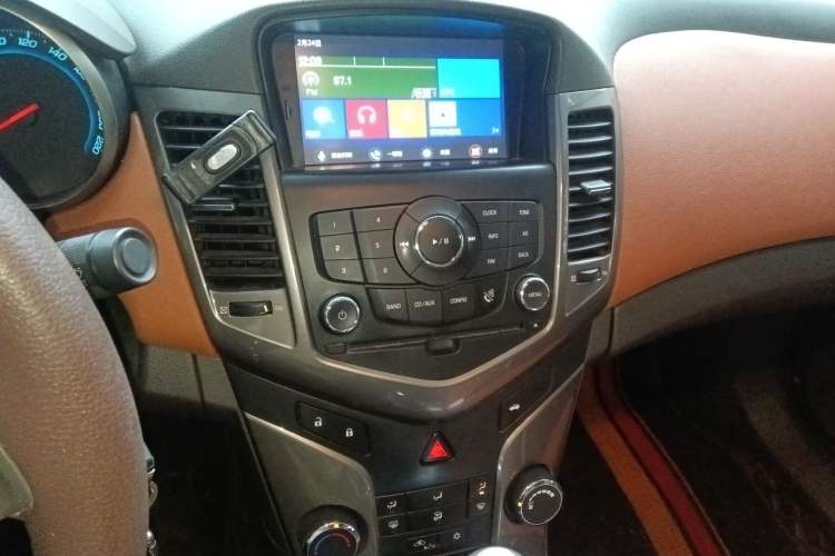 Used Chevrolet Cruze 2015 1.5L Classic SE AT
