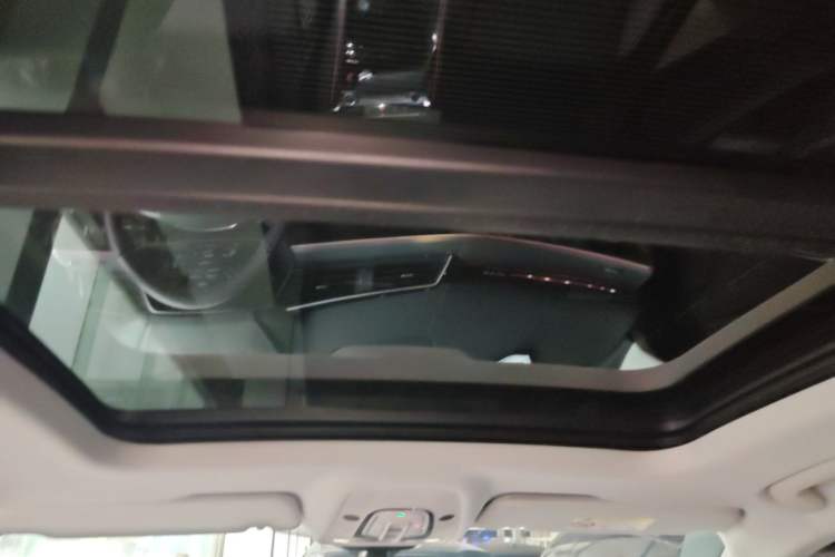 Used Audi e-tron 2021 50 quattro Luxury Edition Headliner