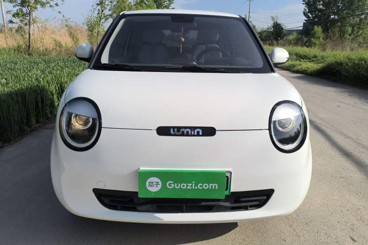 Used CHANGAN NEVO Lumin 2022 155 km – Refreshingly Sweet Edition Front